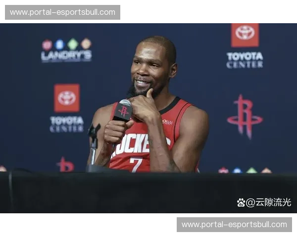 火箭组建历史最高首发 杜兰特申京史密斯汤普森亚当斯